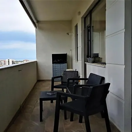 Appartamento Maya Apartment - Bavaro 2 Residence Năvodari